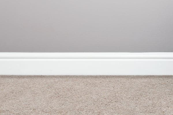 Carpet with dirt filtration line